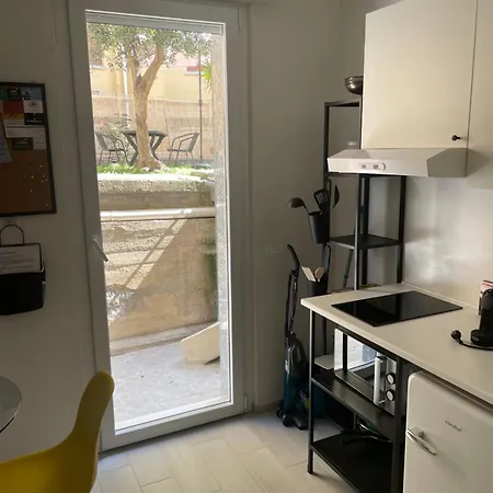 Marlene's 3 公寓 *